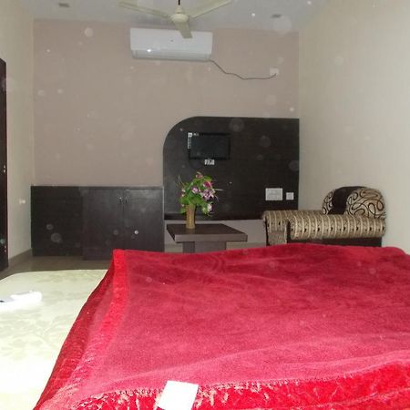 Hotel Rudraksh Virani Экстерьер фото